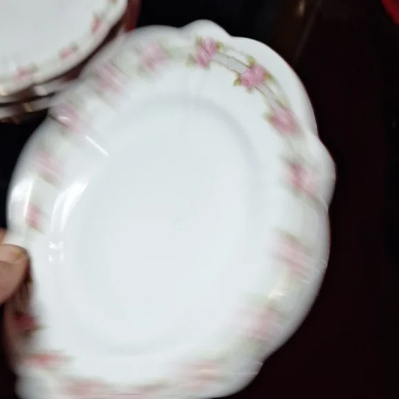Vintage Scalloped Bone China Plates - Pink Rose Garland & Gold Rim - Set of 6 - Picture 12 of 15